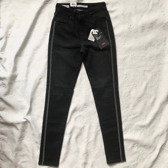 Levi’s 721 High Rise Skinny Black Jeans - Picture 4 of 8